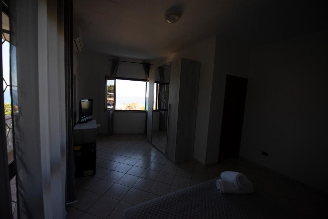 B&B Esterita Parghelia Exterior photo